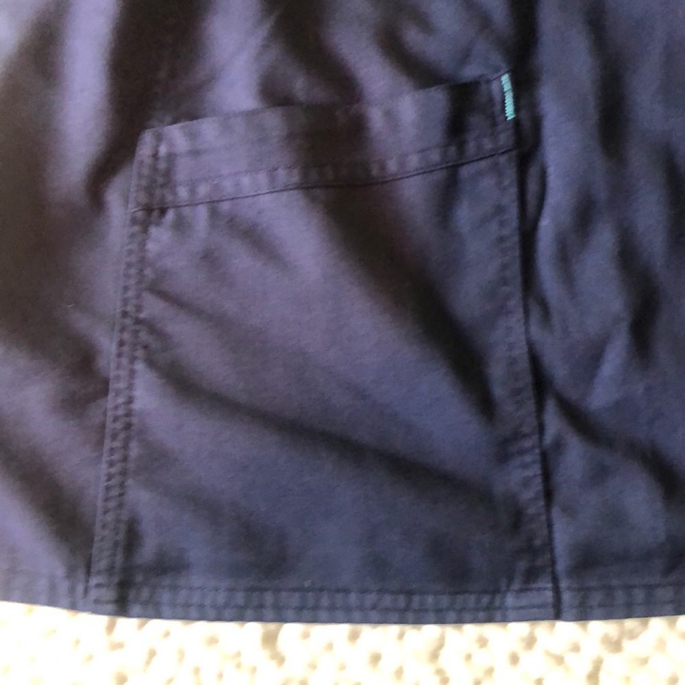 Scrub top - Picture 4 of 6
